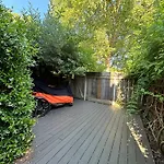 Contemporary Flat W Private Patio London Fields